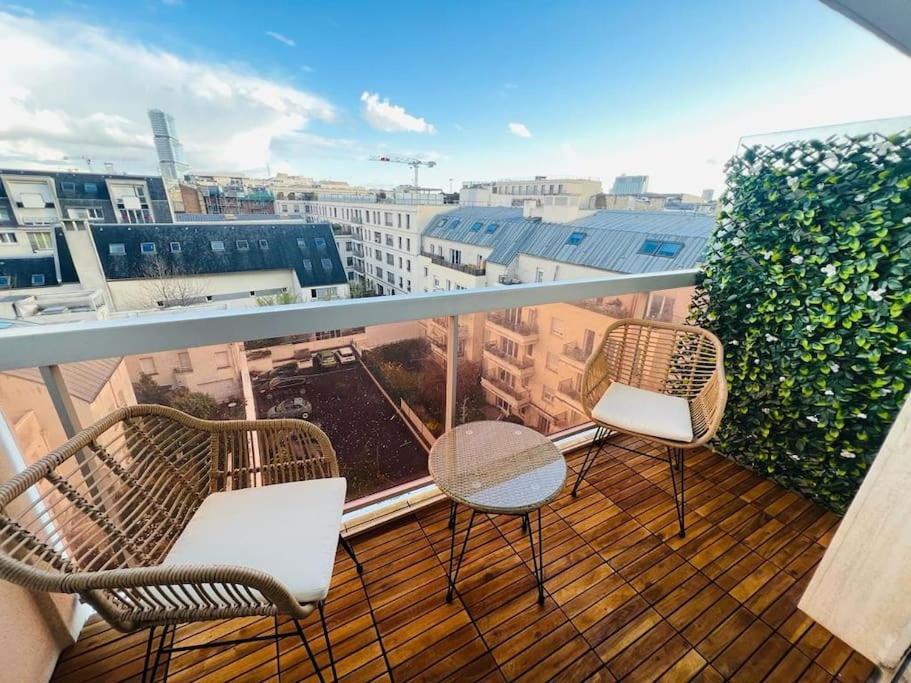 Appartement Panorama - A Seulement 15 Minutes Des Champs-Elysees Clichy Luaran gambar